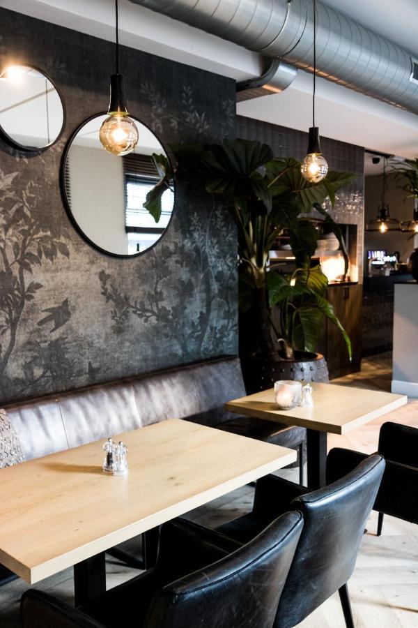 Hotel Restaurant De Bankier Cuijk Bagian luar foto